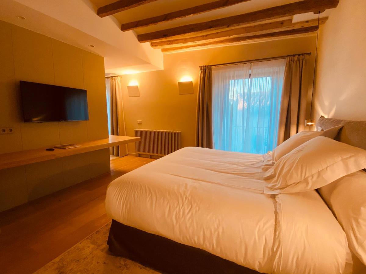 Casa Llobera 1792 Hotel La Pobla de Cervoles Bagian luar foto