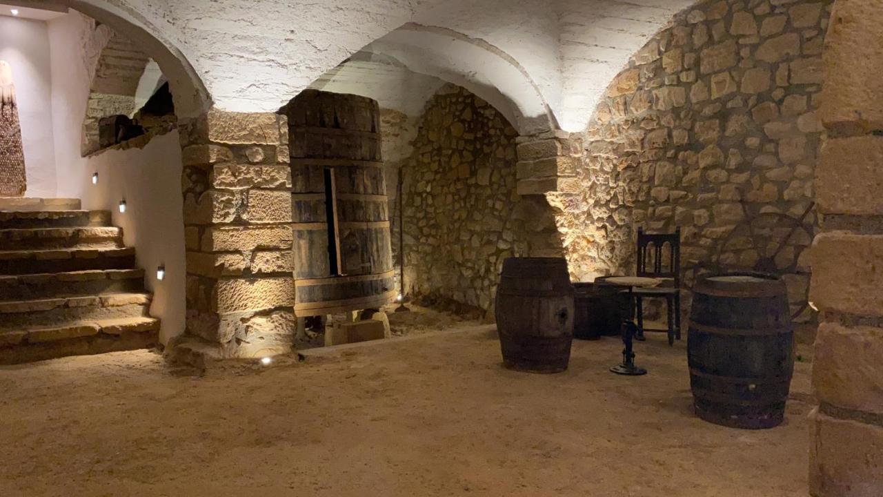 Casa Llobera 1792 Hotel La Pobla de Cervoles Bagian luar foto
